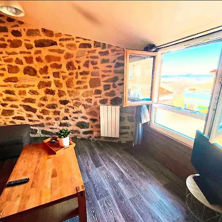 Holiday home Des Fauvettes